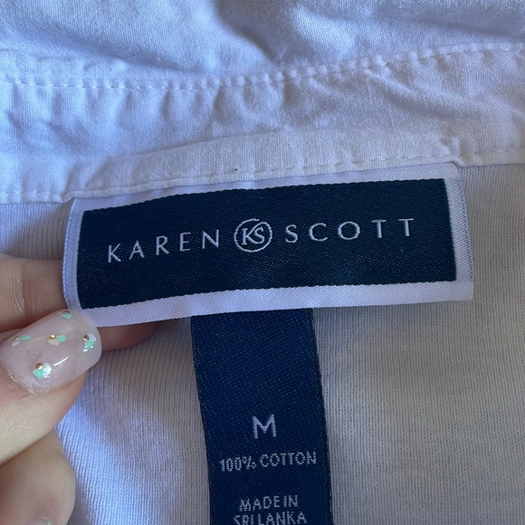 White Karen Scott cover up. Size medium for females. - Picture 2 of 4